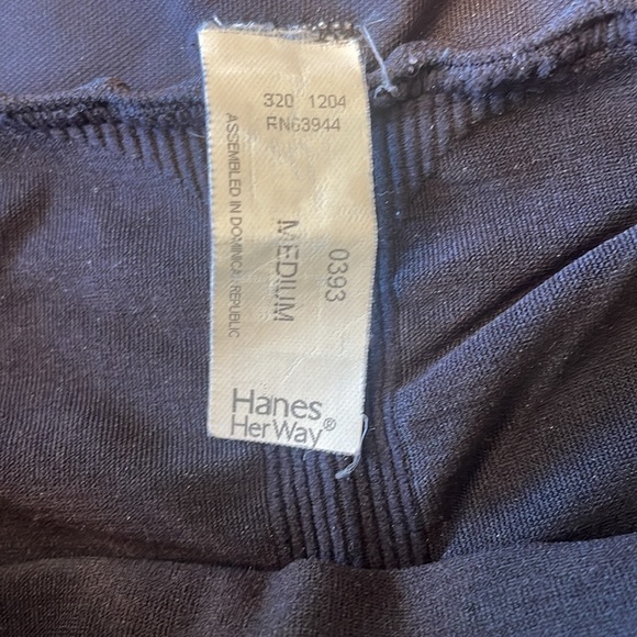 Hanes Her Way Shorts Shape wear - Picture 4 of 6